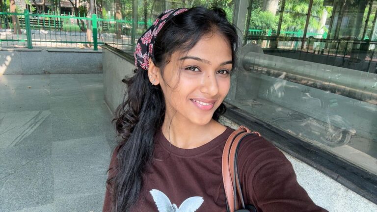 Portrait of the FrostUp founder – visionary behind India’s leading anti tarnish jewellery brand.